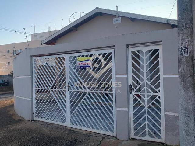 #438 - Casa para Venda em Cosmópolis - SP - 2