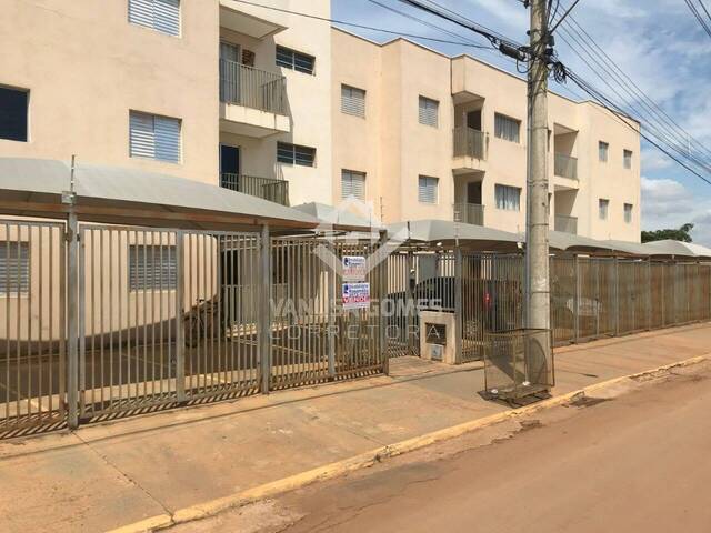#600 - Casa para Venda em Cosmópolis - SP - 1