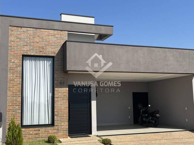 #608 - Casa para Venda em Cosmópolis - SP - 2