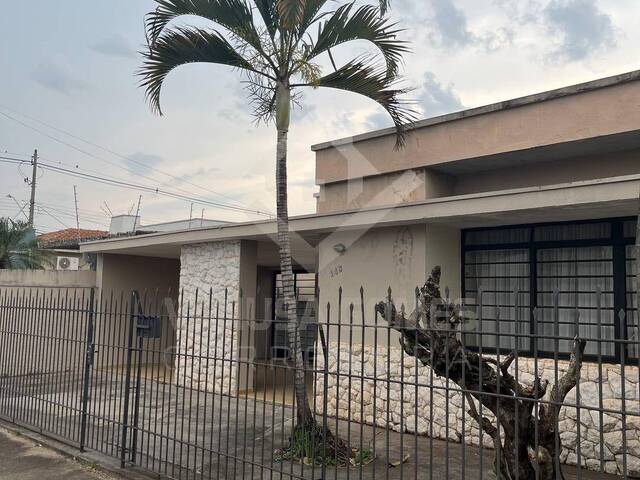 #651 - Casa para Venda em Cosmópolis - SP