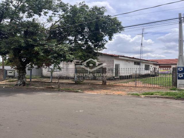 #738 - Casa para Venda em Cosmópolis - SP - 2
