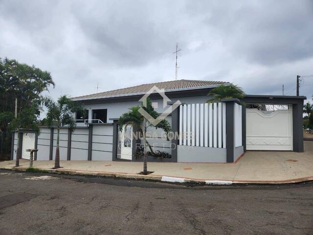 #620 - Casa para Venda em Cosmópolis - SP - 1