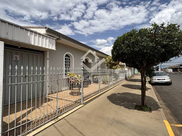 #758 - Casa para Venda em Cosmópolis - SP - 2