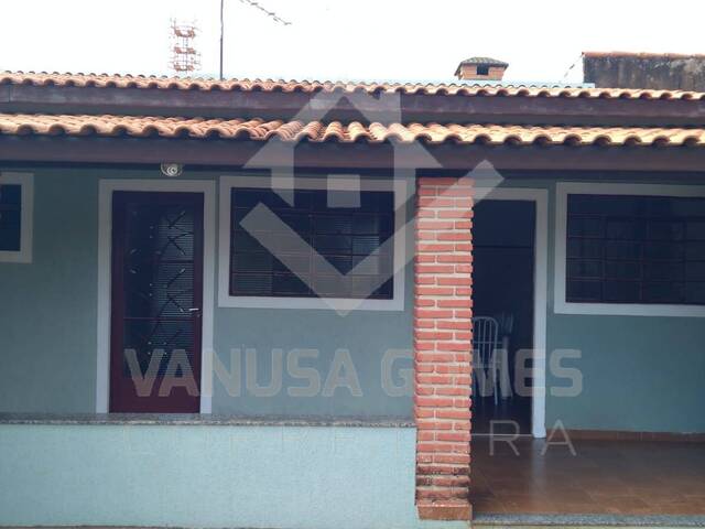 #826 - Casa para Venda em Cosmópolis - SP