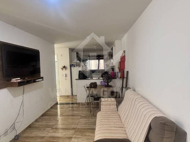 #890 - Apartamento para Venda em Cosmópolis - SP - 1