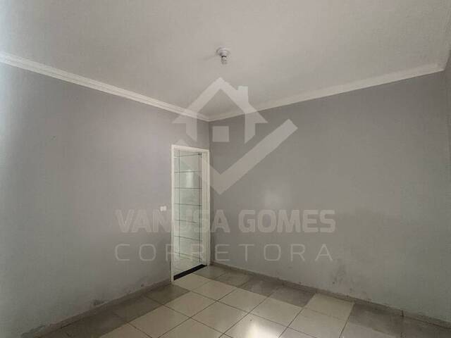#901 - Casa para Venda em Cosmópolis - SP - 2