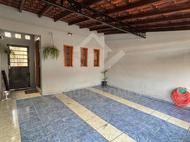 #923 - Casa para Venda em Cosmópolis - SP - 2