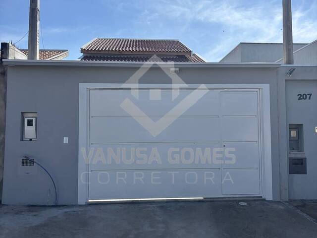 #870 - Casa para Venda em Cosmópolis - SP