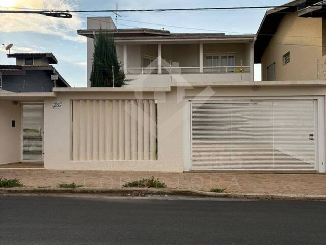 #265 - Casa para Venda em Cosmópolis - SP