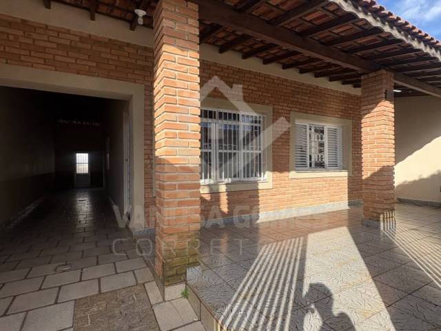 #1004 - Casa para Venda em Cosmópolis - SP - 3