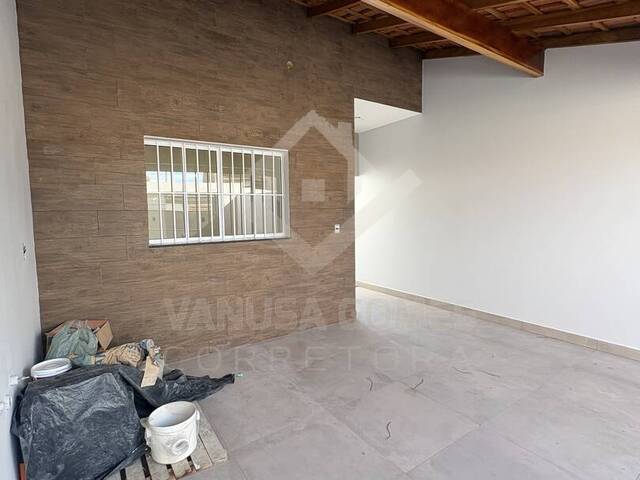 #964 - Casa para Venda em Cosmópolis - SP