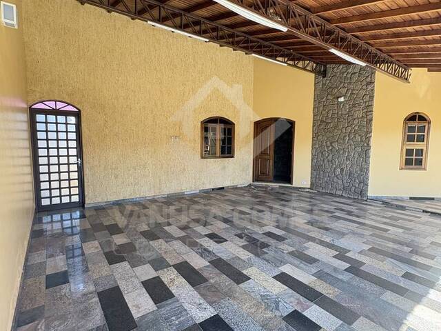 Casa para Venda em Cosmópolis - 4
