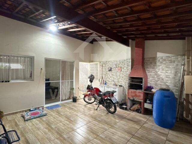 #1038 - Casa para Venda em Cosmópolis - SP - 2
