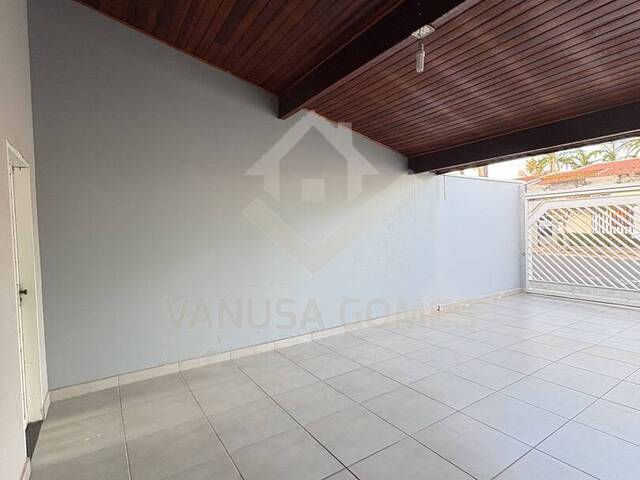 #1042 - Casa para Venda em Cosmópolis - SP