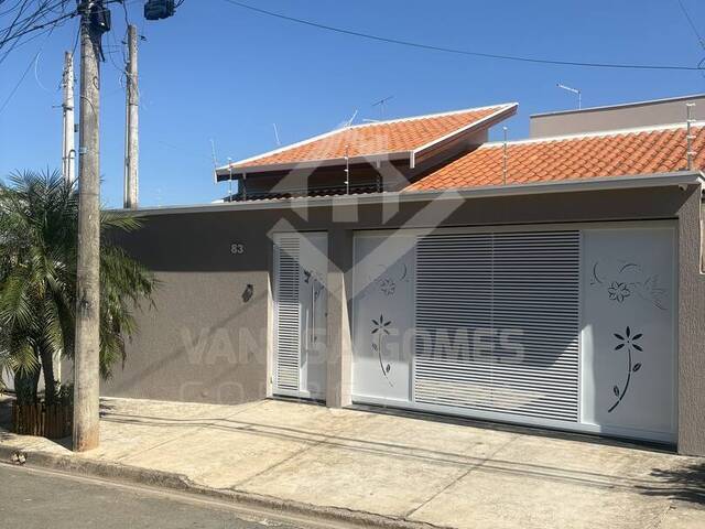 #1047 - Casa para Venda em Cosmópolis - SP - 2