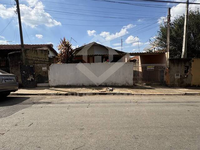 #1056 - Casa para Venda em Cosmópolis - SP - 1
