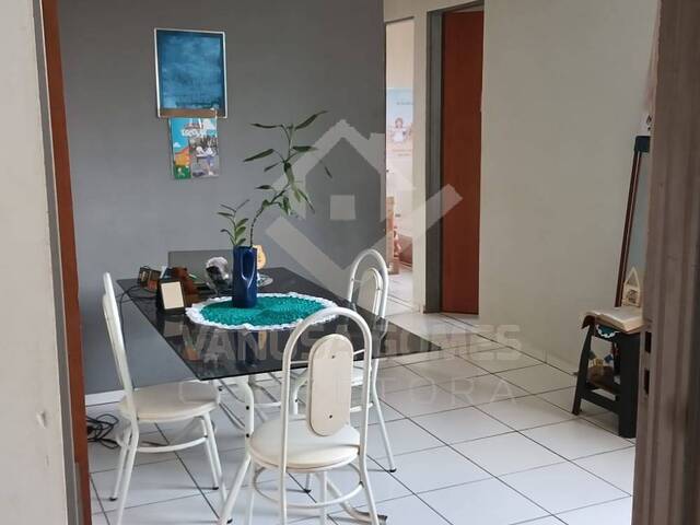 #1068 - Apartamento para Venda em Cosmópolis - SP - 2