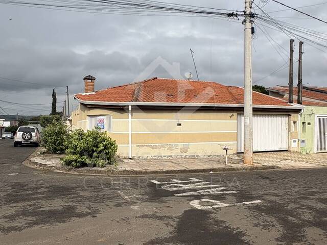 #1098 - Casa para Venda em Cosmópolis - SP