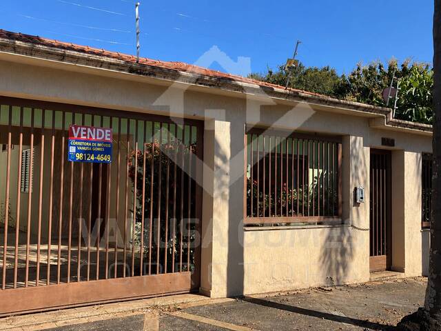 #854 - Casa para Venda em Cosmópolis - SP
