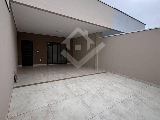 #1003 - Casa para Venda em Cosmópolis - SP